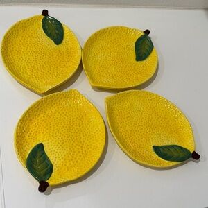 Vibrant Yellow Lemon-Shaped Plates